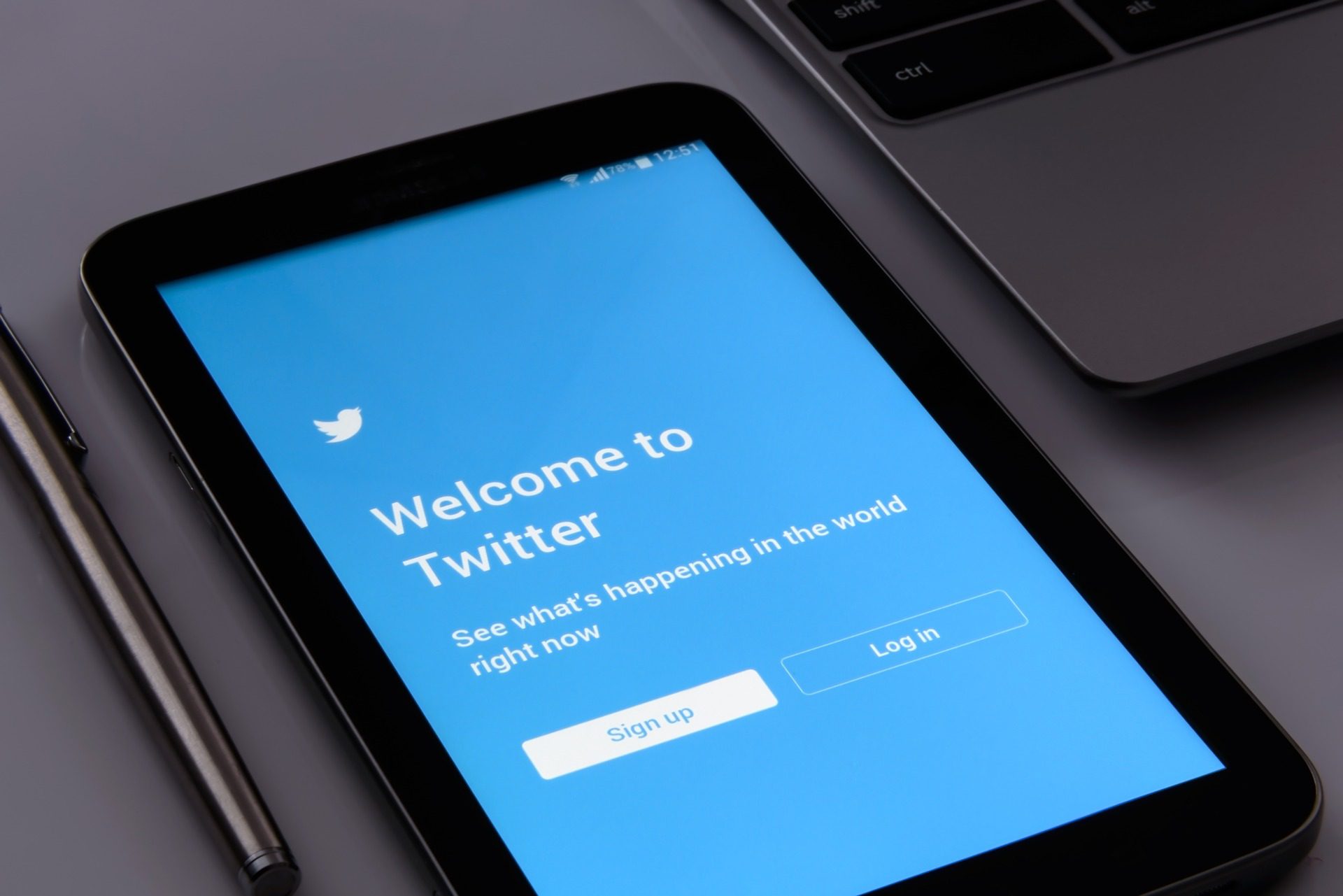 3 Ways To Market Your Business On Twitter (even if you hate Twitter)